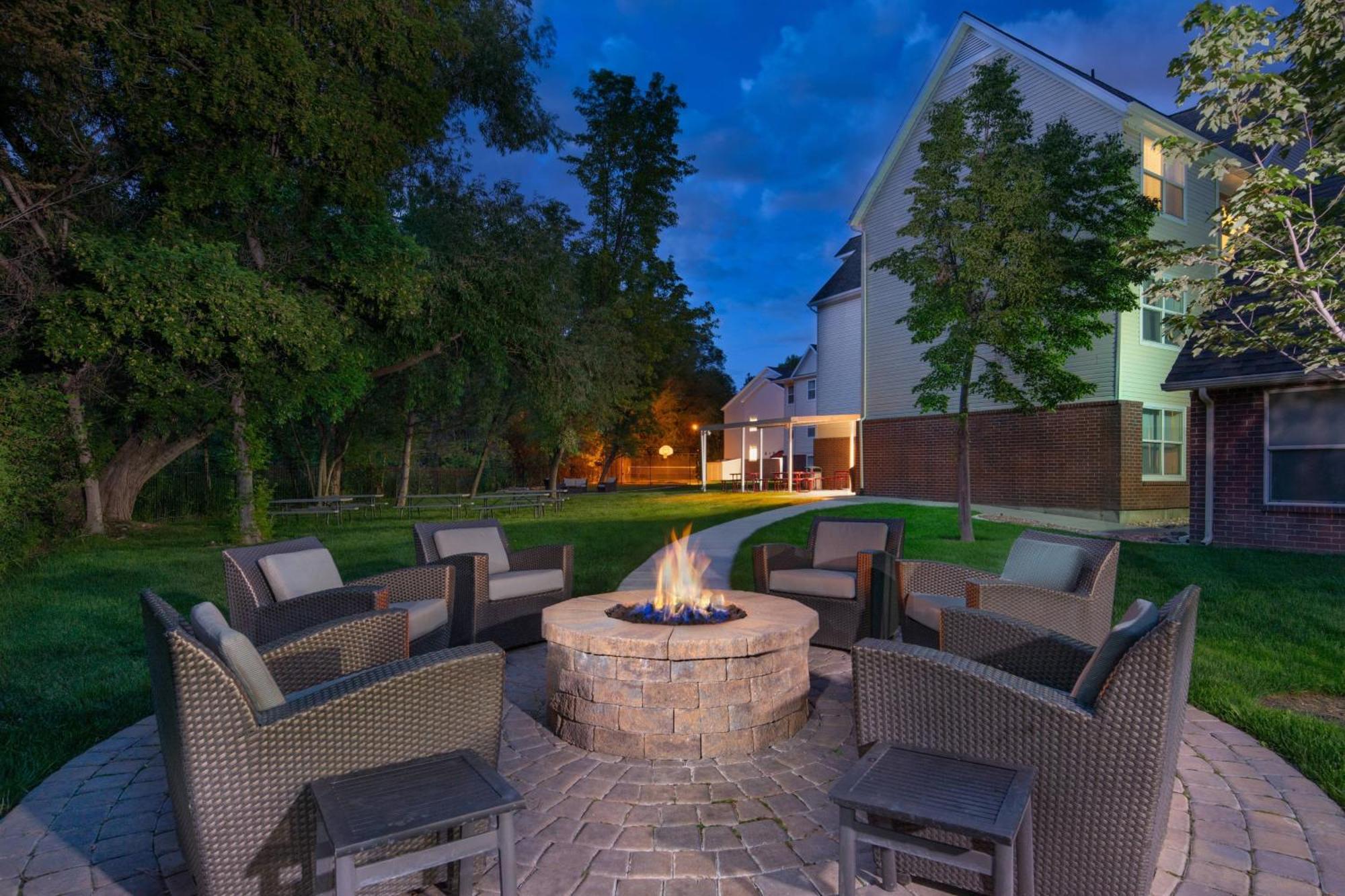 Residence Inn By Marriott Provo Bagian luar foto